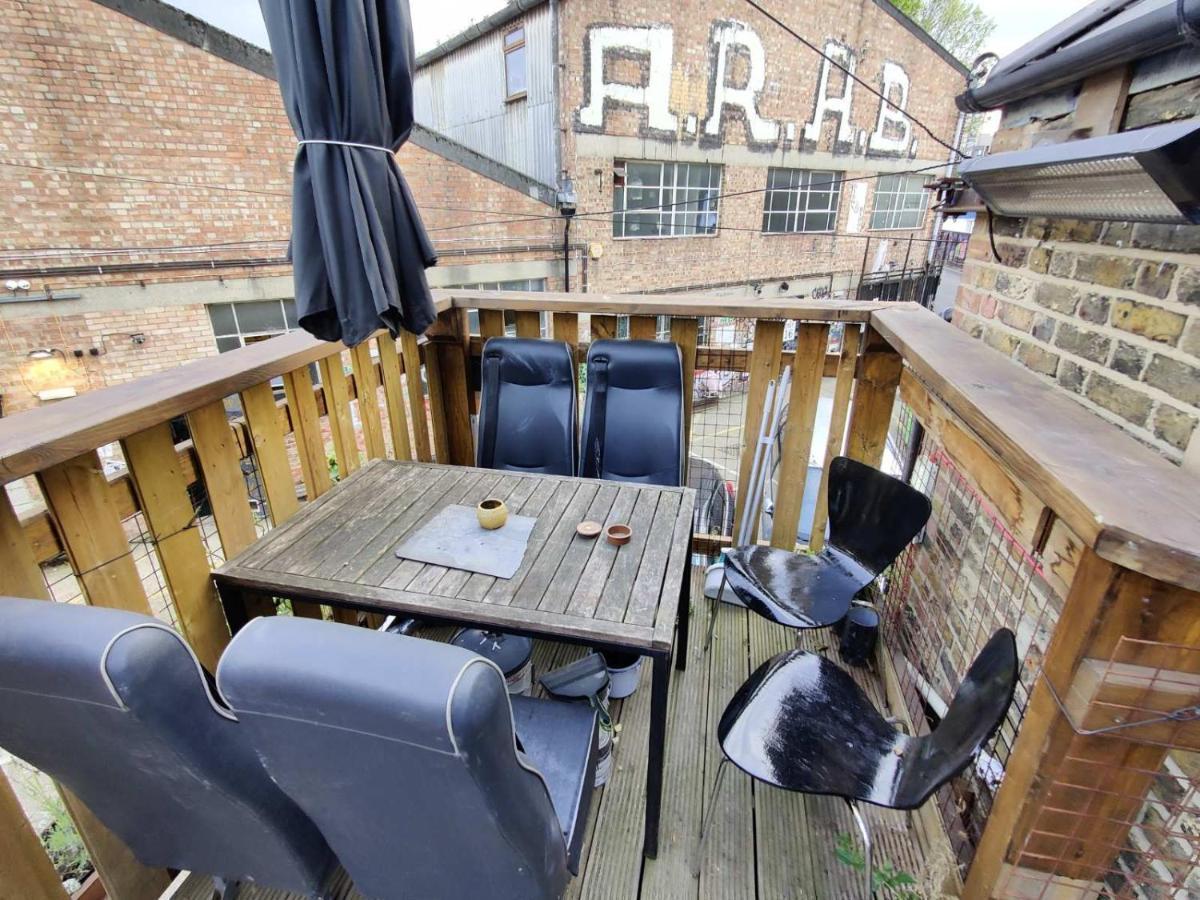 Unique Antique 2br@hackney Canal Londra